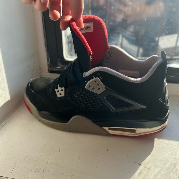Air Jordan Retro 4 Gs Breds - Picture 6 of 10